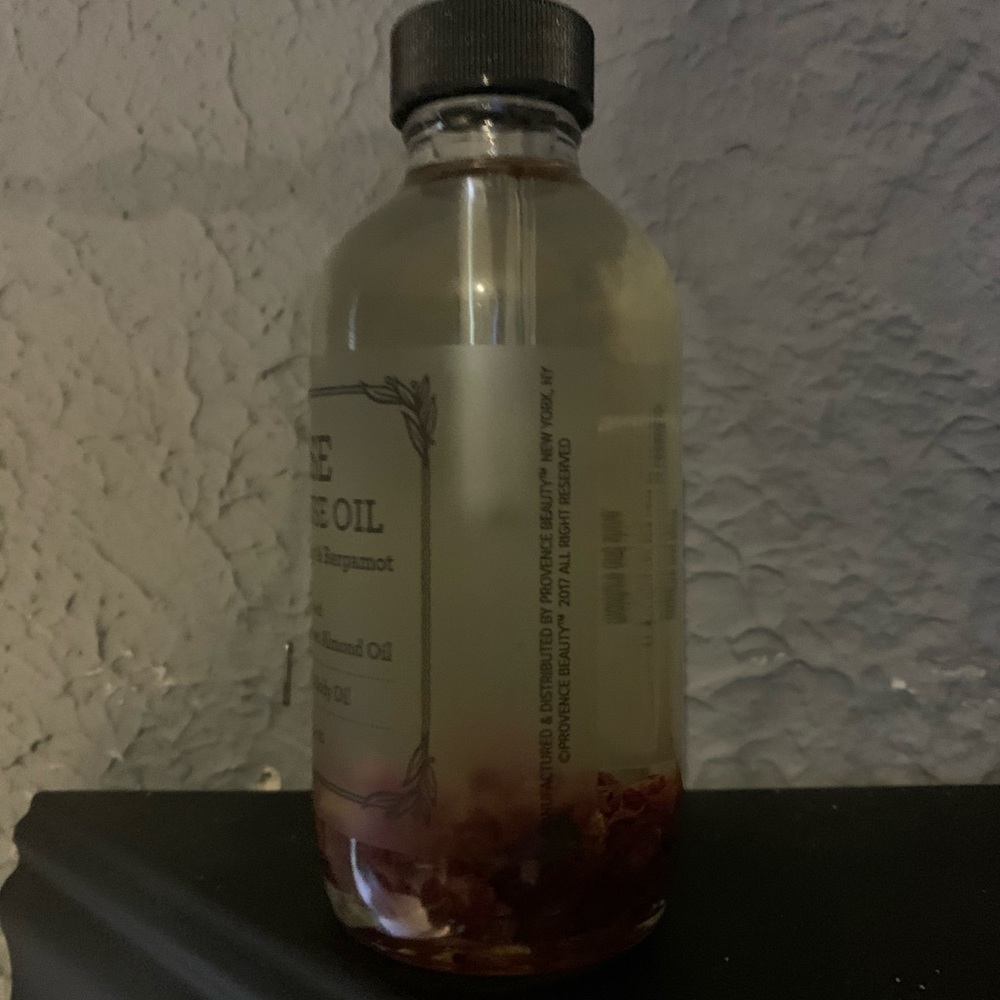 *NEW MoonCosmetics ROSE OIL
**VEGAN APPROVED** - Picture 3 of 3